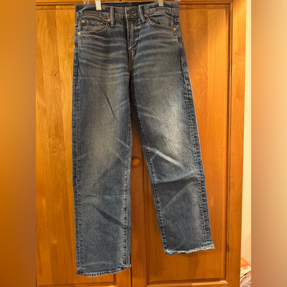 American Eagle Outfitters Men's Straight-Leg Washed Blue Jeans